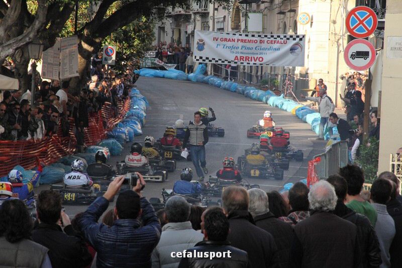 111120 sport2 253_tn.jpg